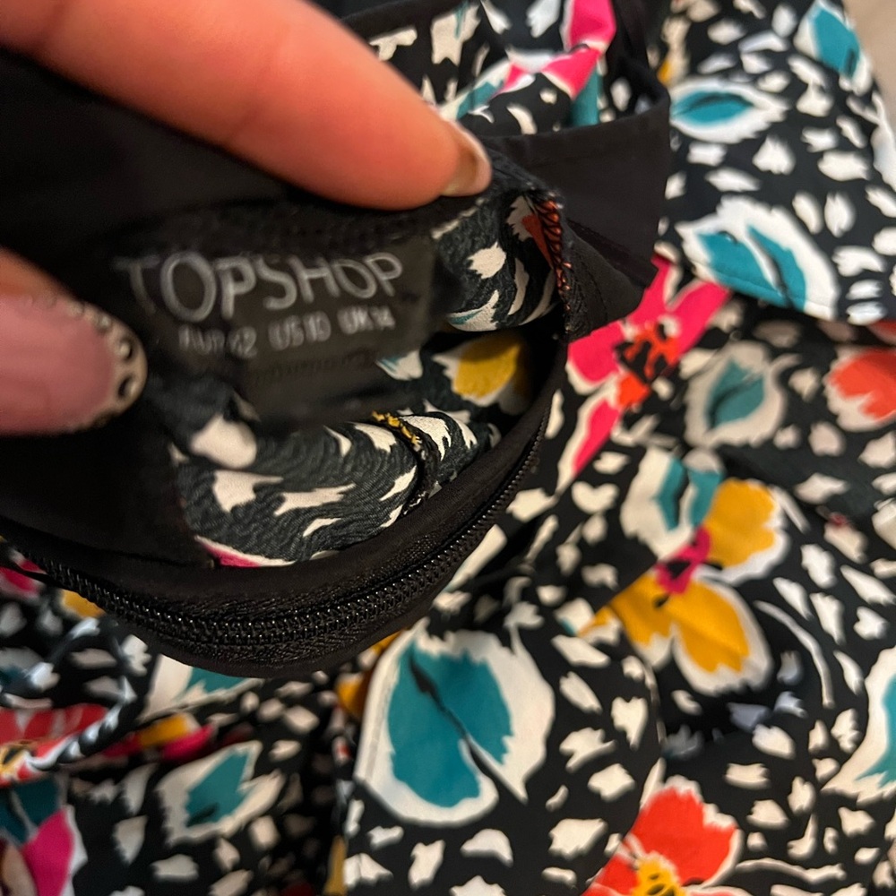 Topshop limited edition floral dress - Picture 8 of 8